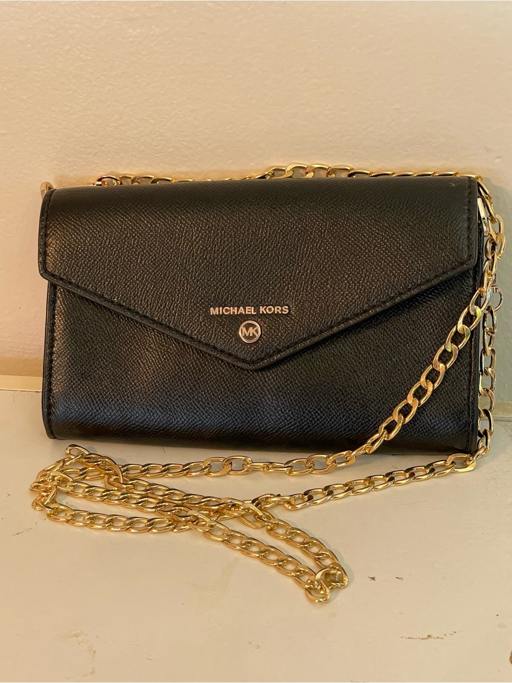 Michael Kors Jet Set Saffiano Leather Envelope Wallet with Crossbody Chain Black